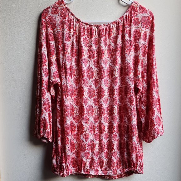 Old Navy Red/White/Pink Geometric Shape Scoop Neck Jersey Size Medium - Picture 11 of 12